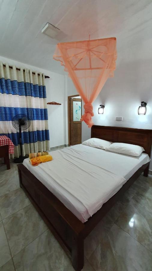 Guesthouse Kind And Love Hikkaduwa Exterior foto