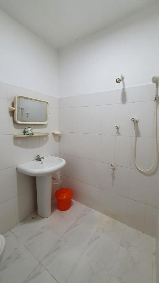 Guesthouse Kind And Love Hikkaduwa Exterior foto